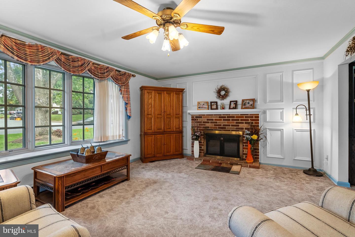 Property Photo: 40 E Cherry Lane PA 18964