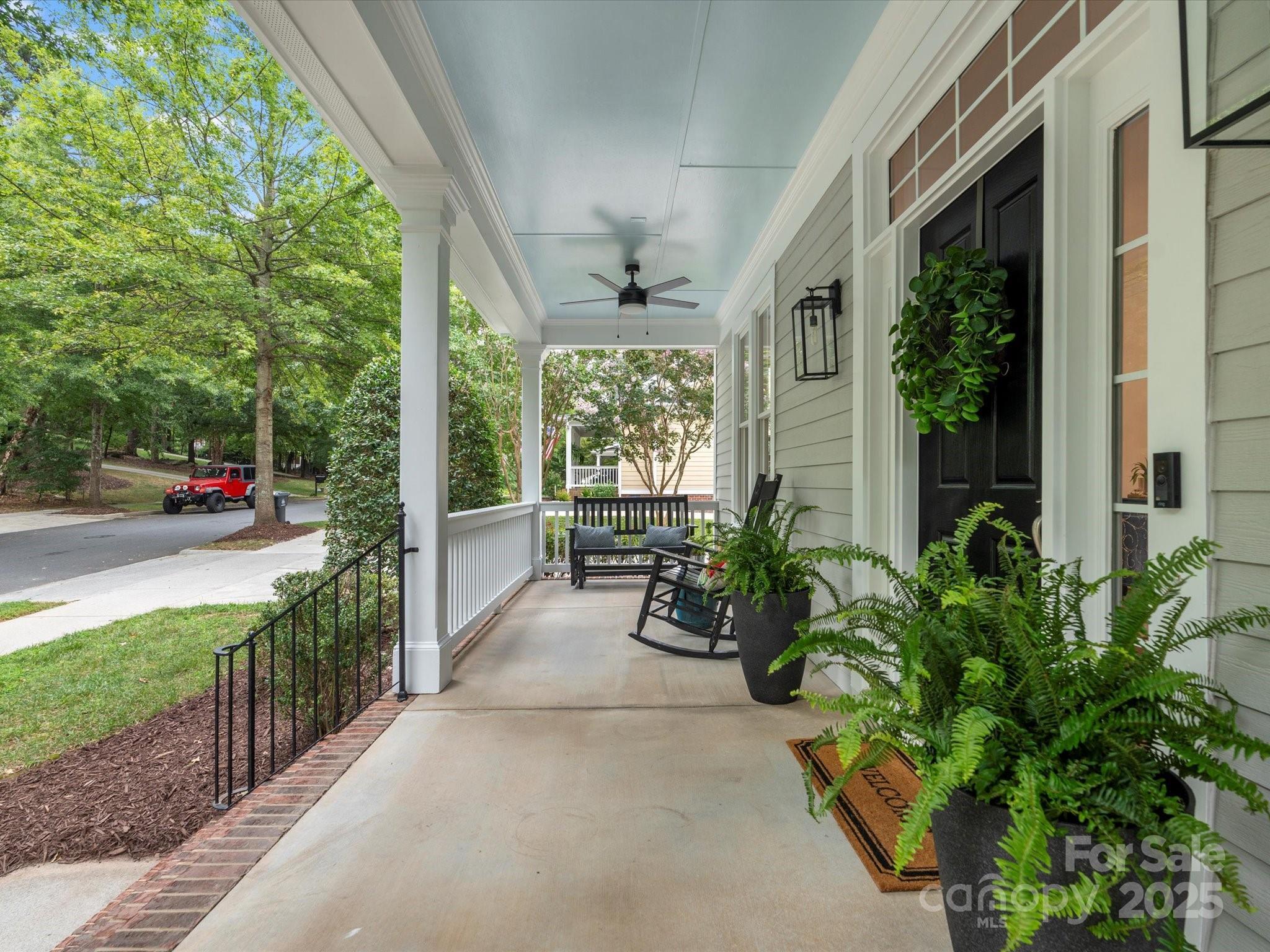 Property Photo:  820 Stratford Run Drive  SC 29708 