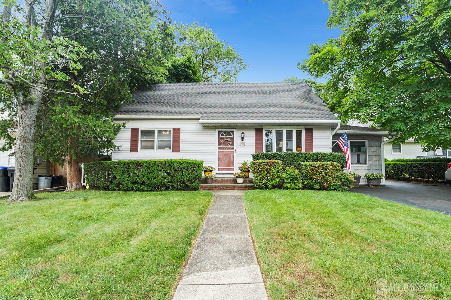 13 Quincy Road  East Brunswick NJ 08816 photo