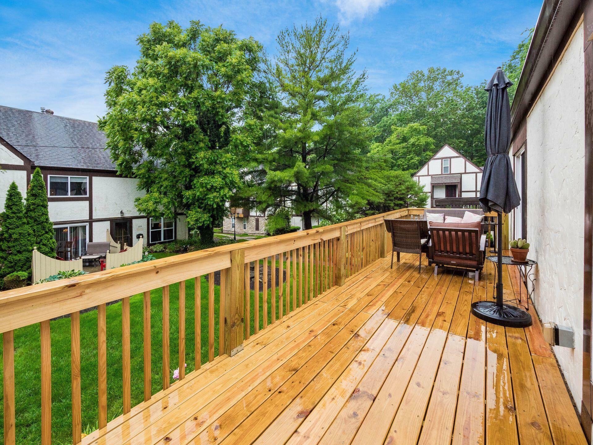 Property Photo: 1589 Arlington Avenue OH 43212
