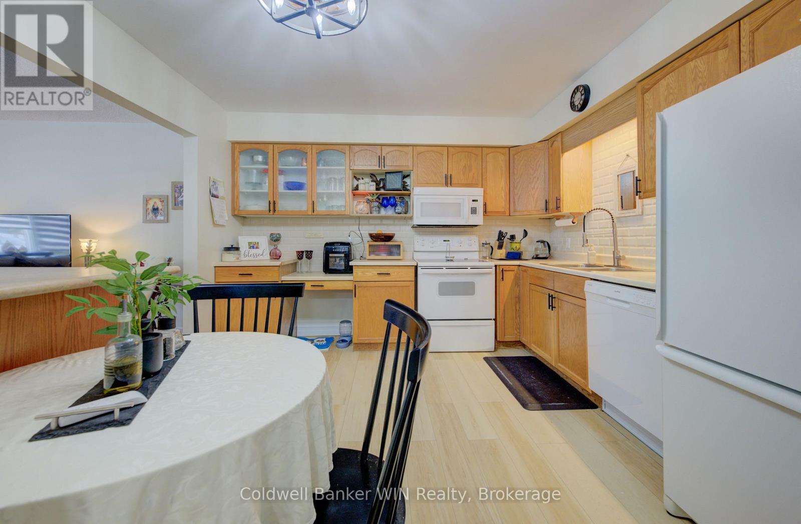 Photo de la propriété: 460 Durham Street West 108 ON N0G 2L1