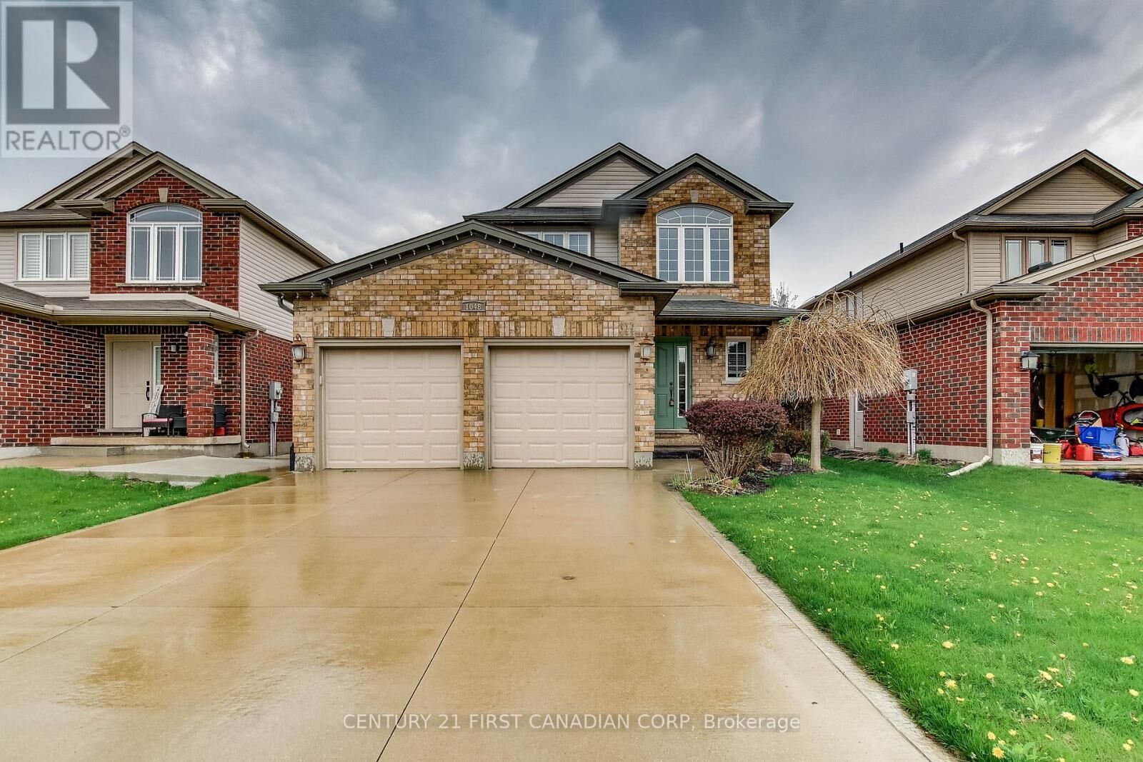 Property Photo:  1048 Silverfox Drive  ON N6G 0G2 