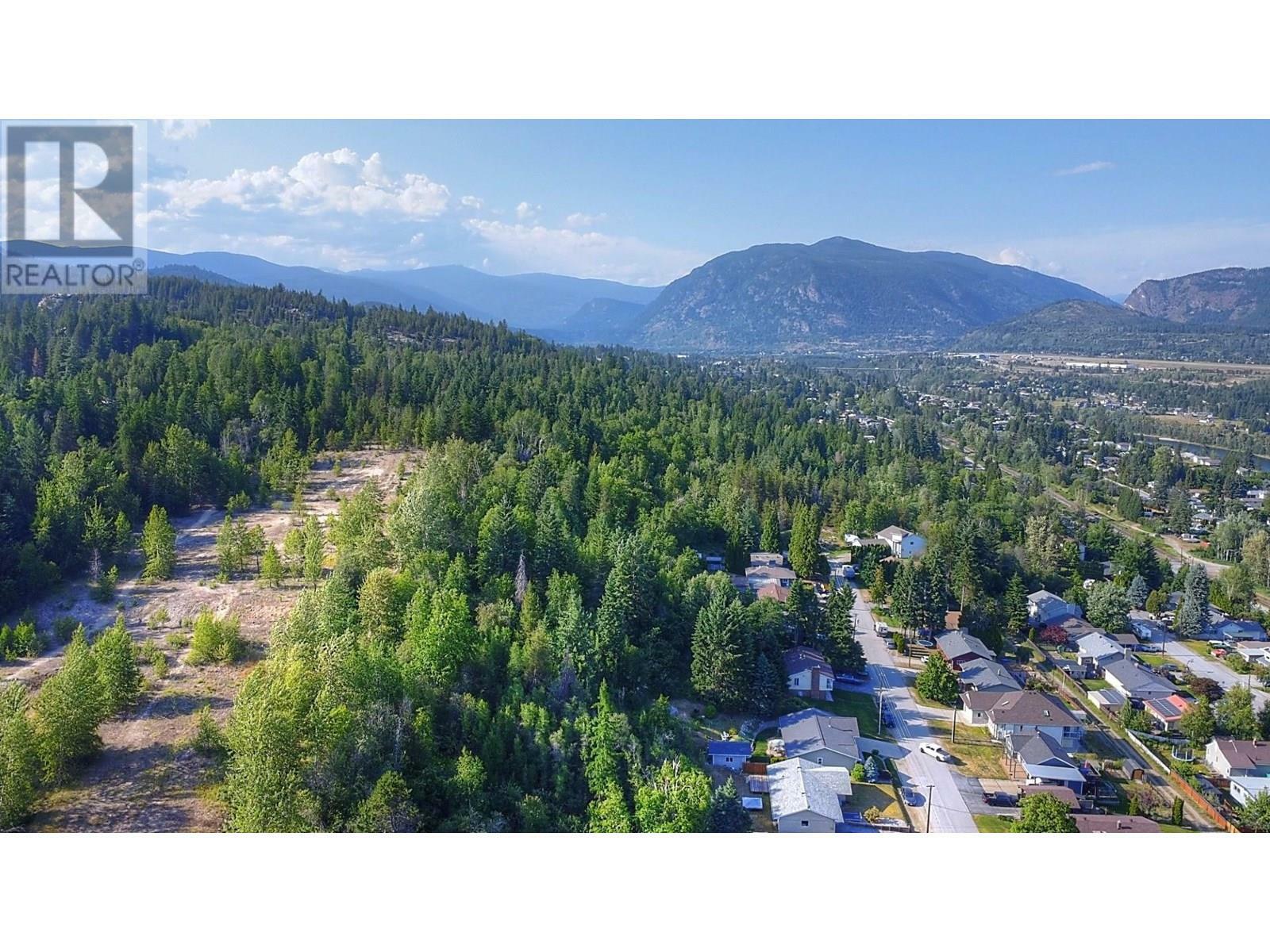 Property Photo:  3000 9th Avenue  BC V1N 2X9 
