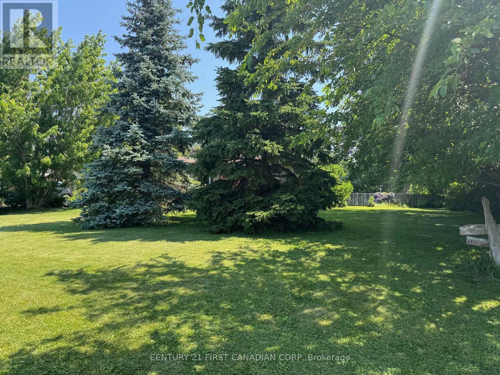 Property Photo: 34314 Denfield Road ON N0M 2J0