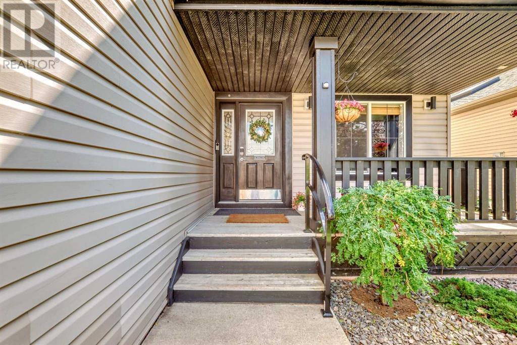 Photo de la propriété: 120 Oakmere Way AB T1X 1N3