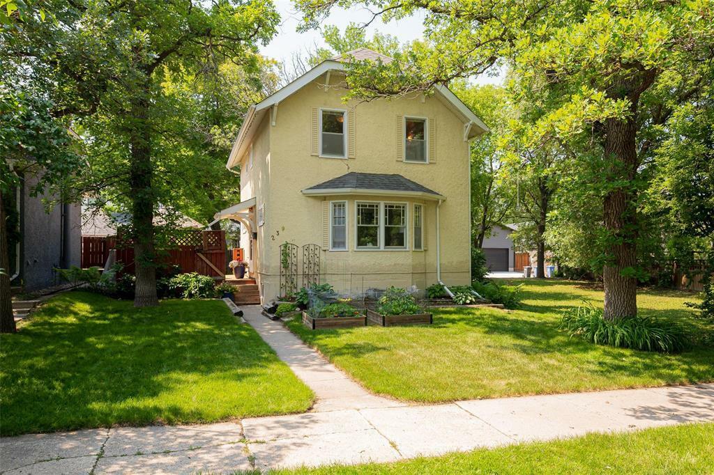 Property Photo: 239 Lanark Street MB R3N 1L3