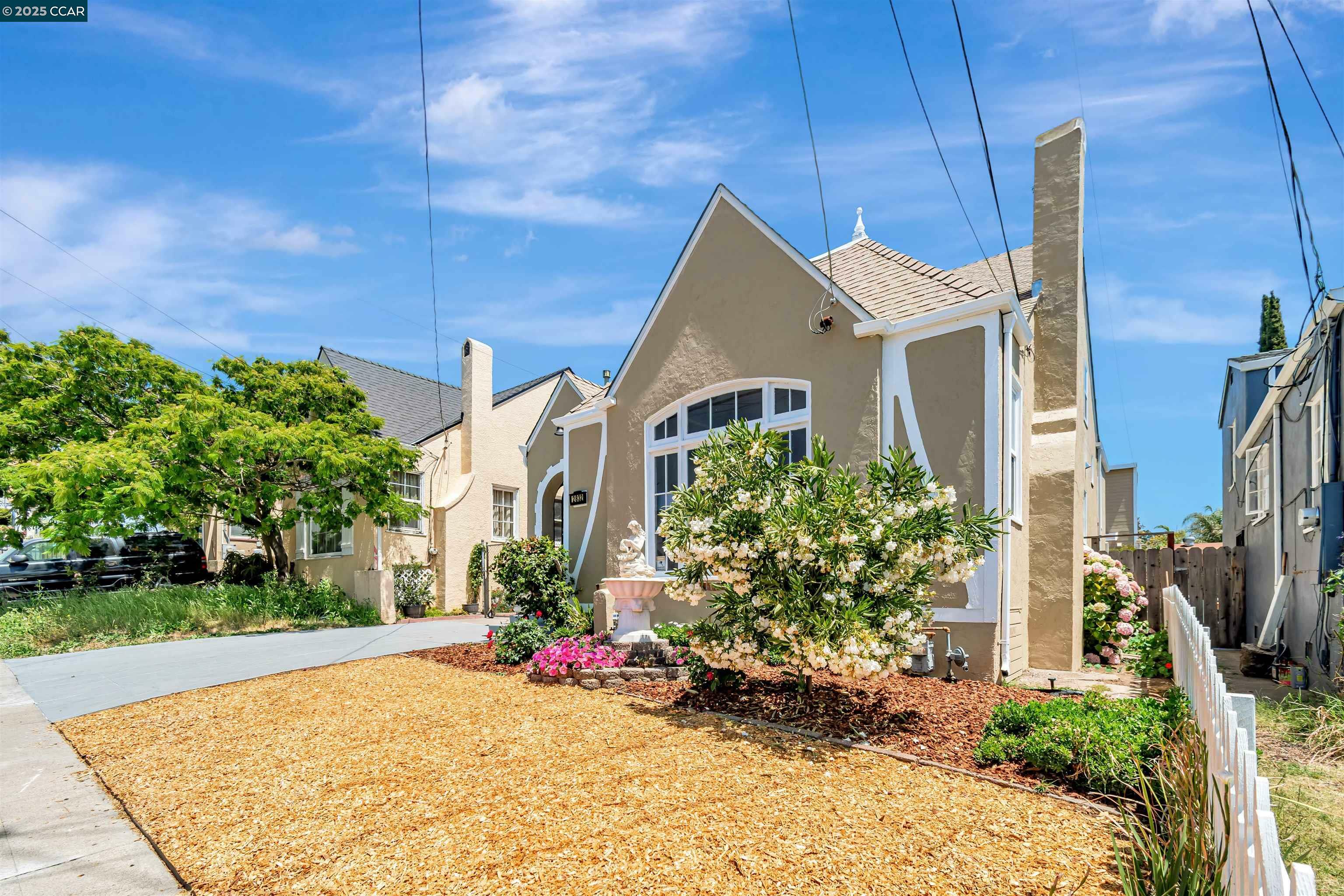 Property Photo: 2832 76th Avenue CA 94605