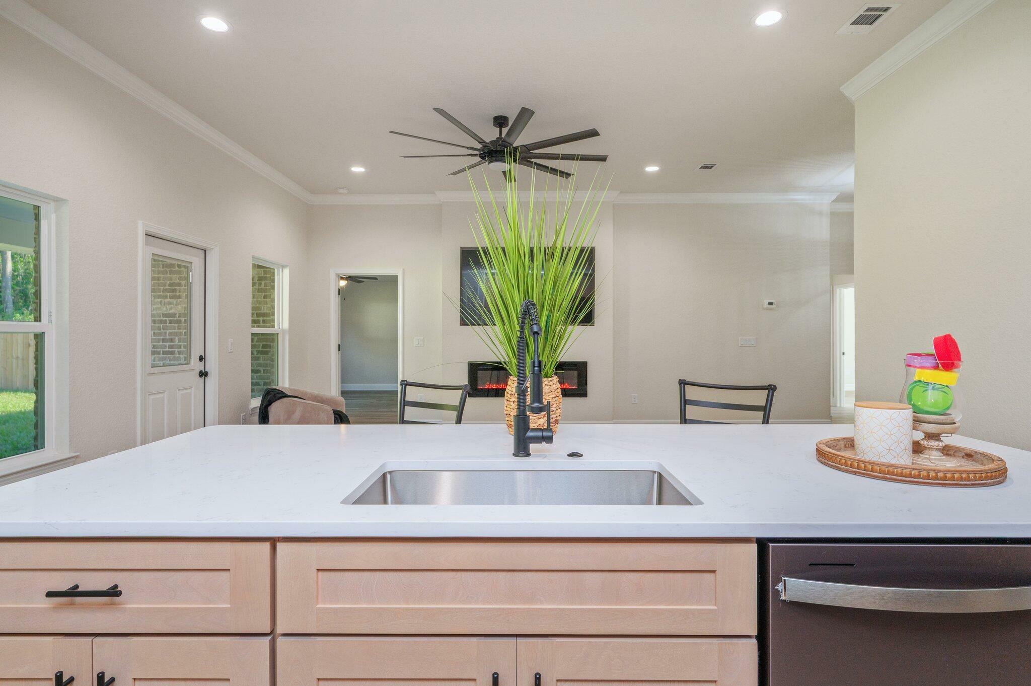 Property Photo: 691 E Bowers Avenue FL 32539