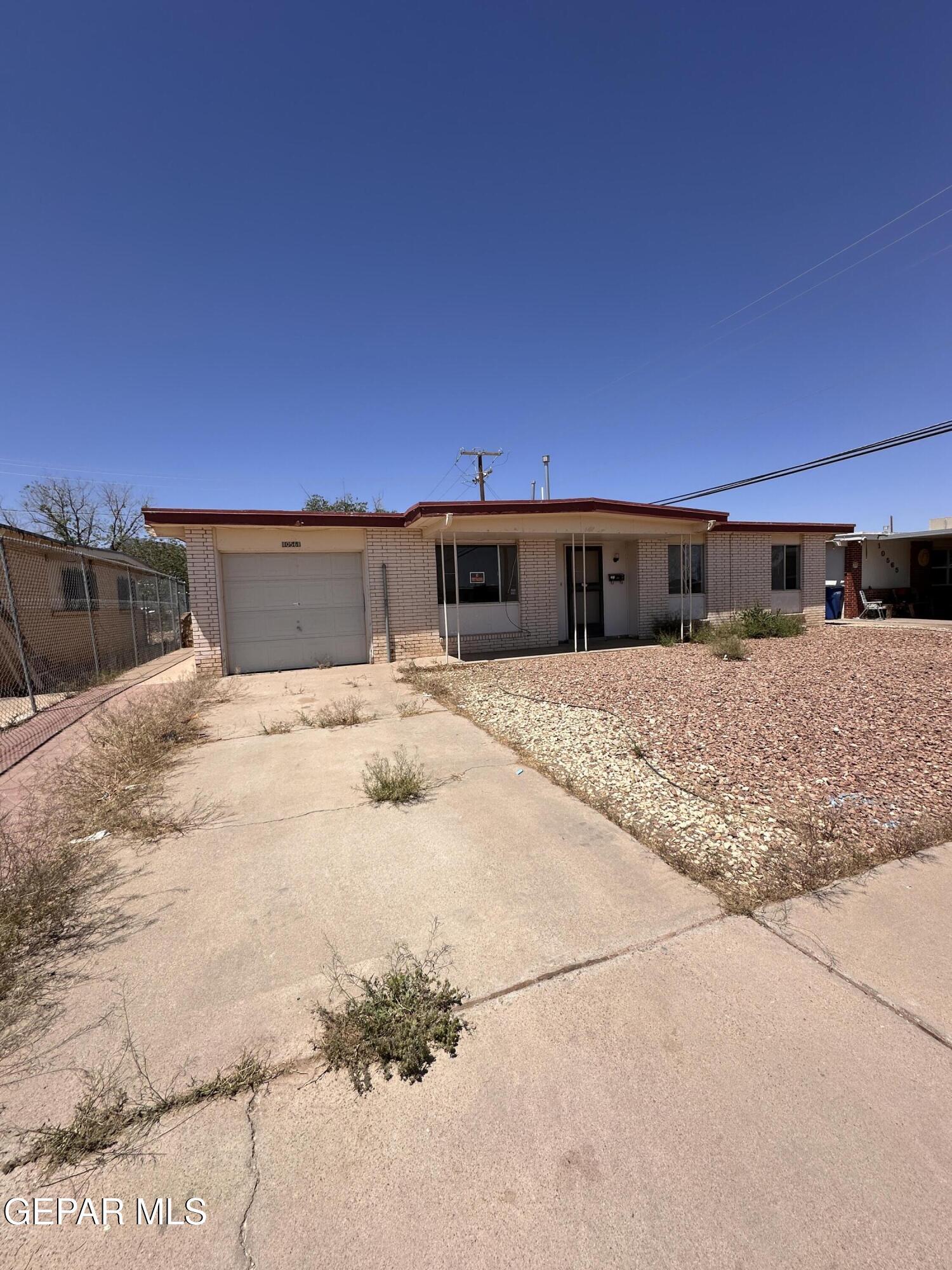 Property Photo: 10561 Champlain Street TX 79924