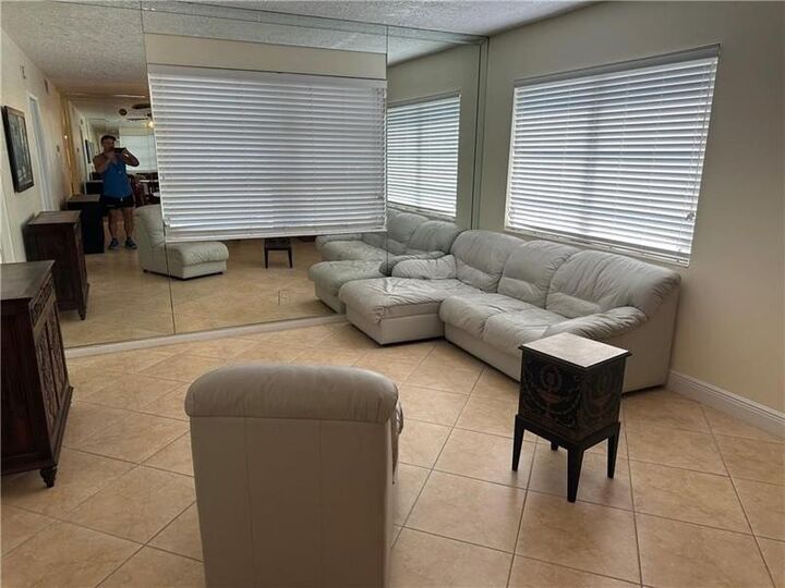 Property Photo:  659 W Oakland Park Blvd 103 C  FL 33311 