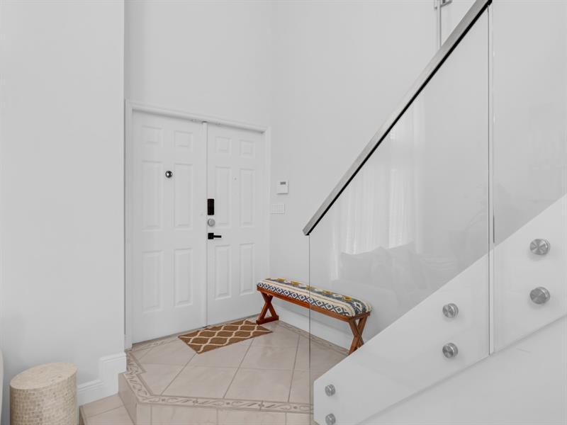 Property Photo: 101 Gables Blvd FL 33326