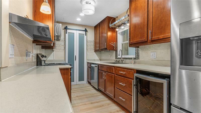Property Photo: 2187 SE Shelter Dr FL 34952