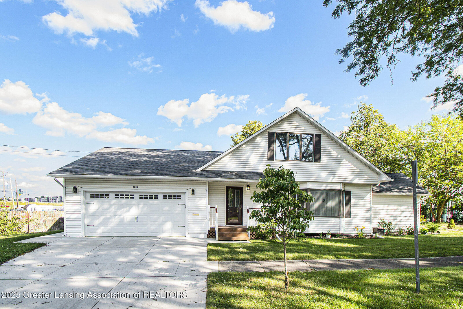 Property Photo:  2711 Lasalle Boulevard  MI 48912 