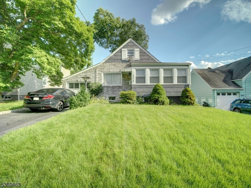 Property Photo: 451 Burroughs Ter NJ 07083