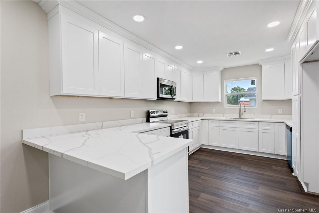 Property Photo: 113 Arkansas Street LA 70663