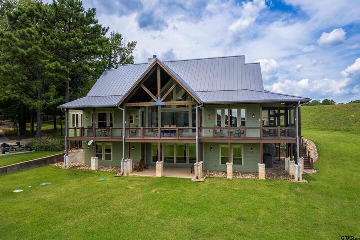 Property Photo:  109 King Shore Blvd  TX 75480