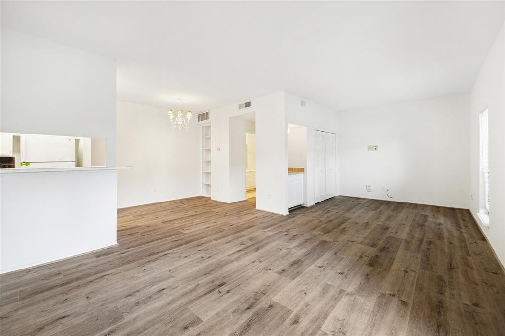 Property Photo: 2425 Augusta Drive 7 TX 77057