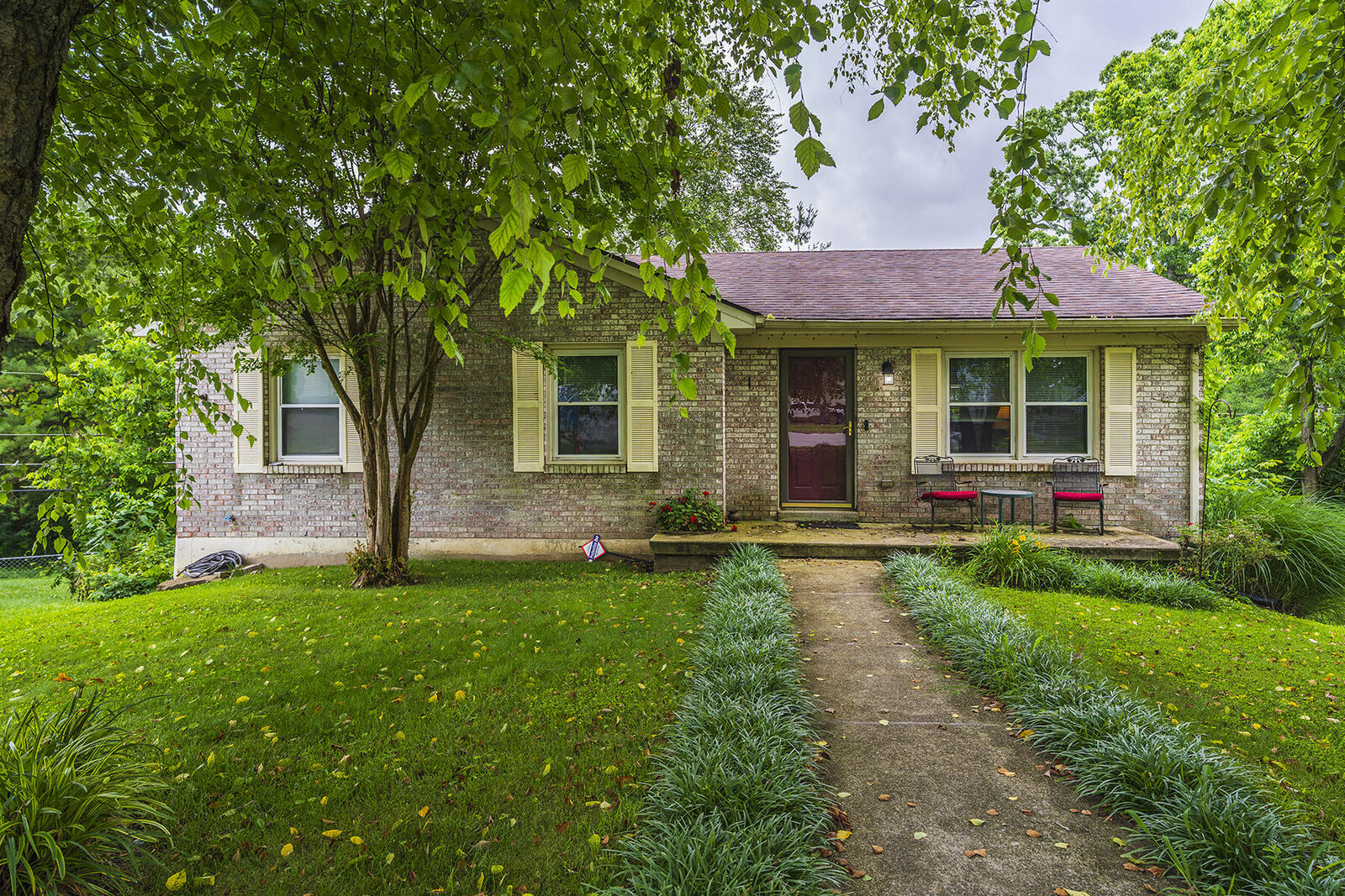 Property Photo:  1300 Personality Court  KY 40517 