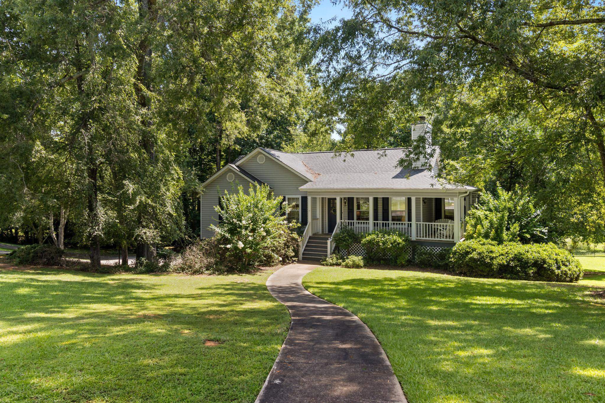 Property Photo: 1027 Harper Street GA 30650