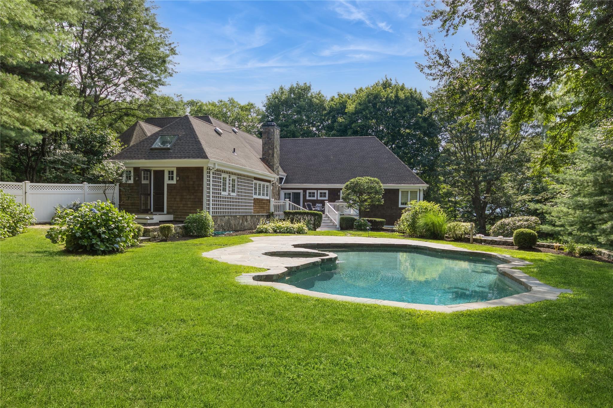 Property Photo: 14 Vista Court NY 10570