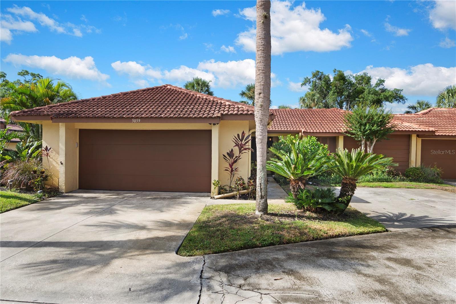 5059 Jamaica Circle 15  Orlando FL 32808 photo