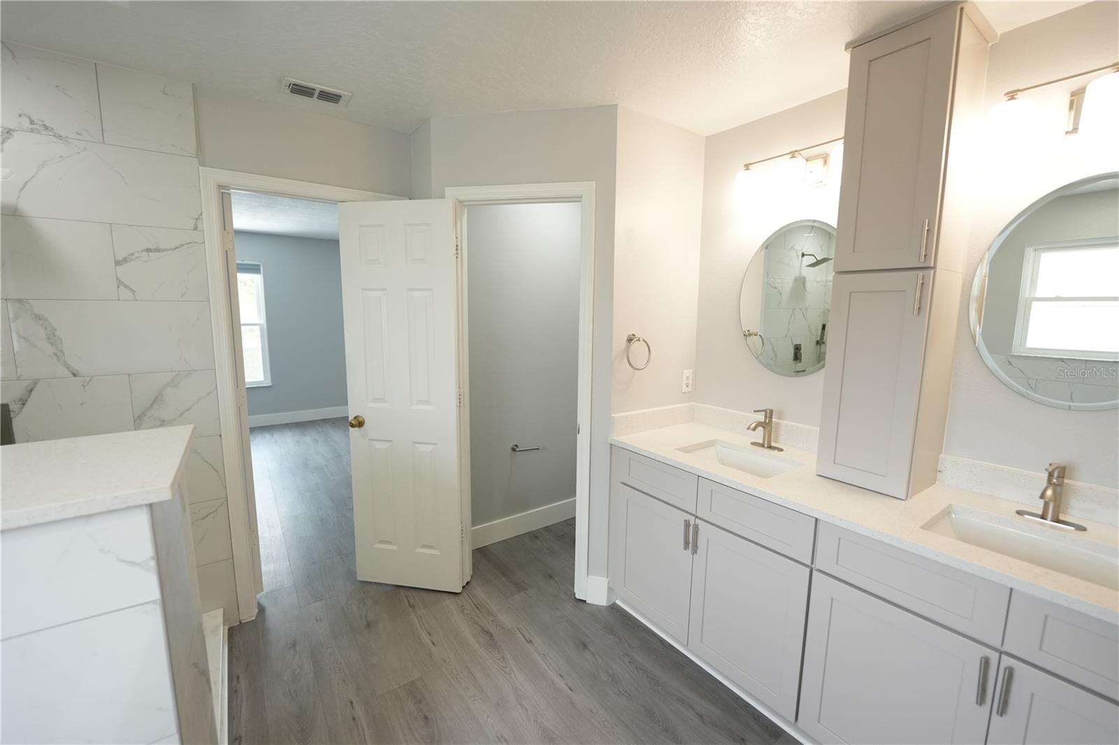Property Photo: 14308 Abington Heights Drive FL 32828