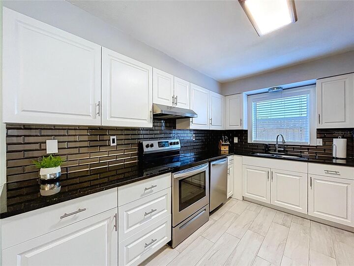Property Photo:  8848 56th Way N  FL 33782 