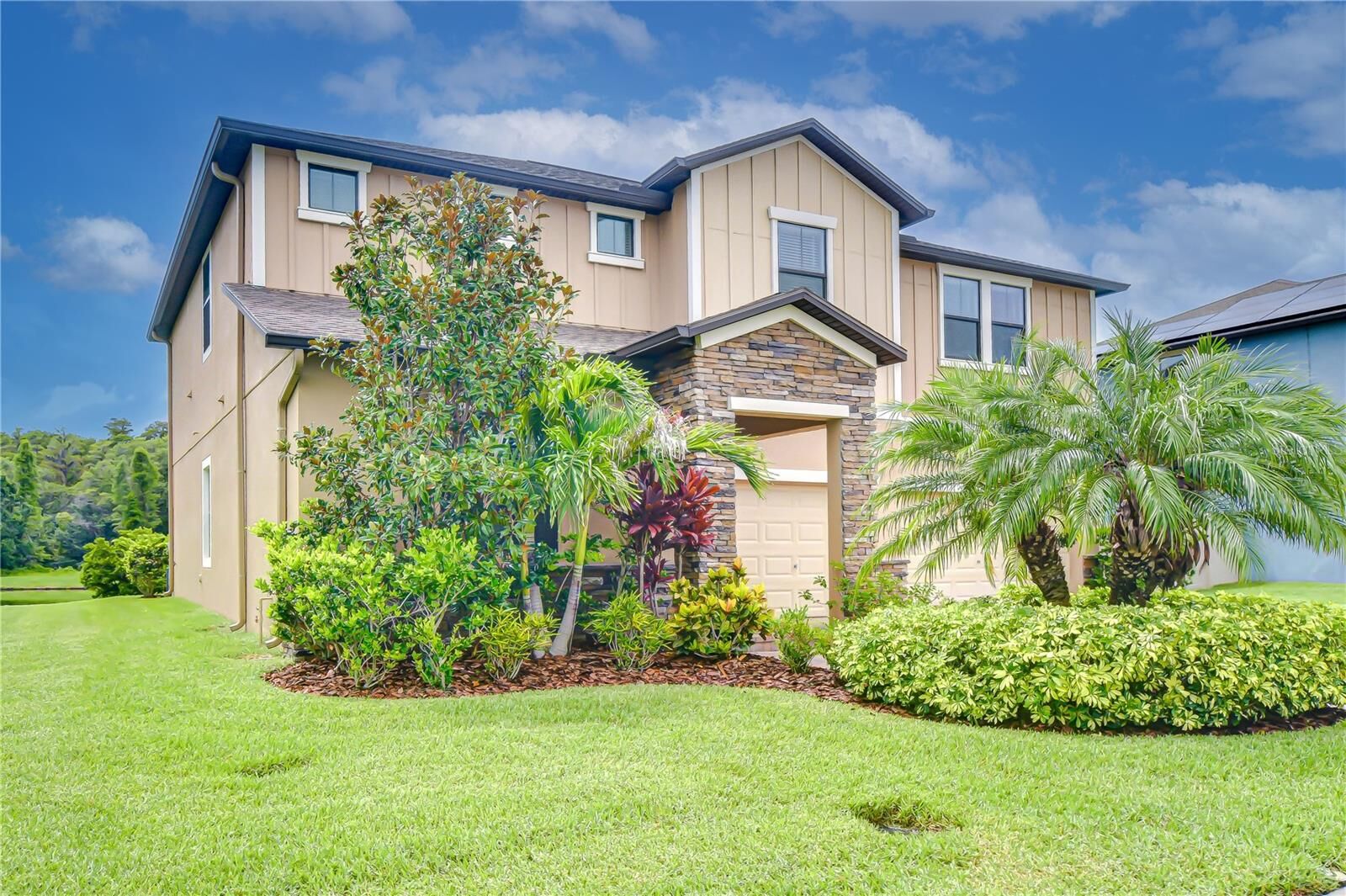 Property Photo: 2957 Hilliard Drive FL 33543