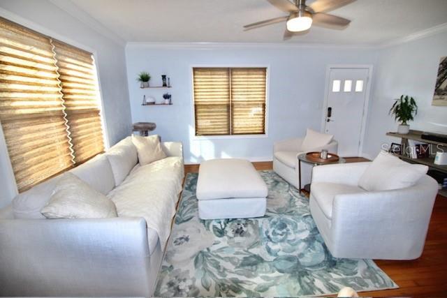 Property Photo: 230 E Esther Street FL 32806