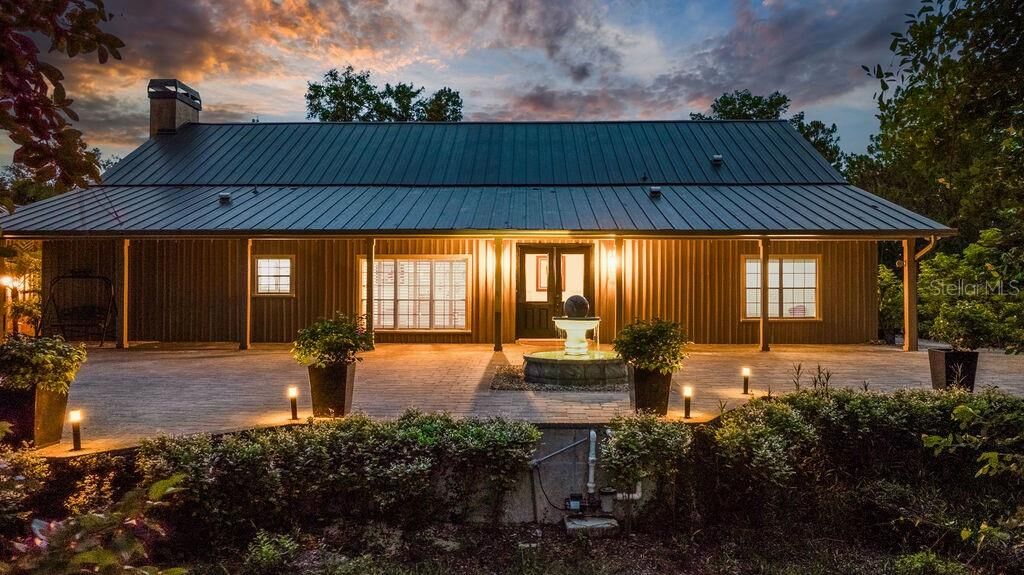 Property Photo: 13450 E Lake Mary Jane Road FL 32832
