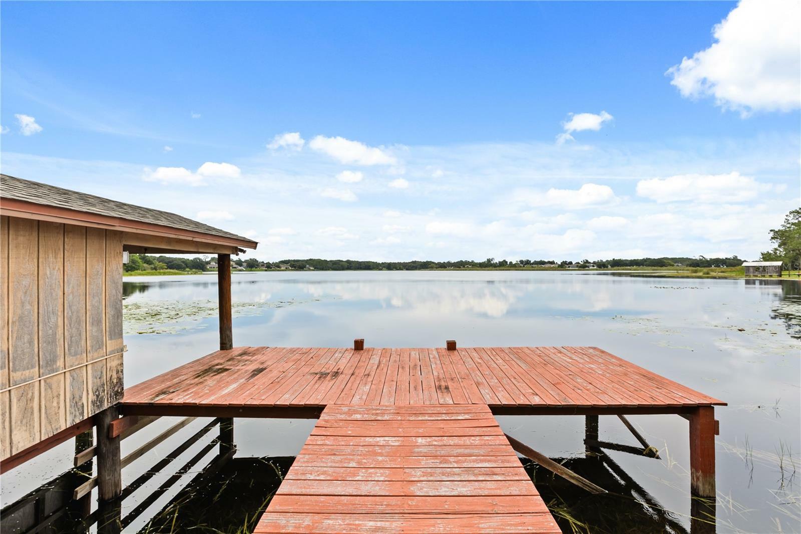 Property Photo: 410 Catherine Lane FL 34736