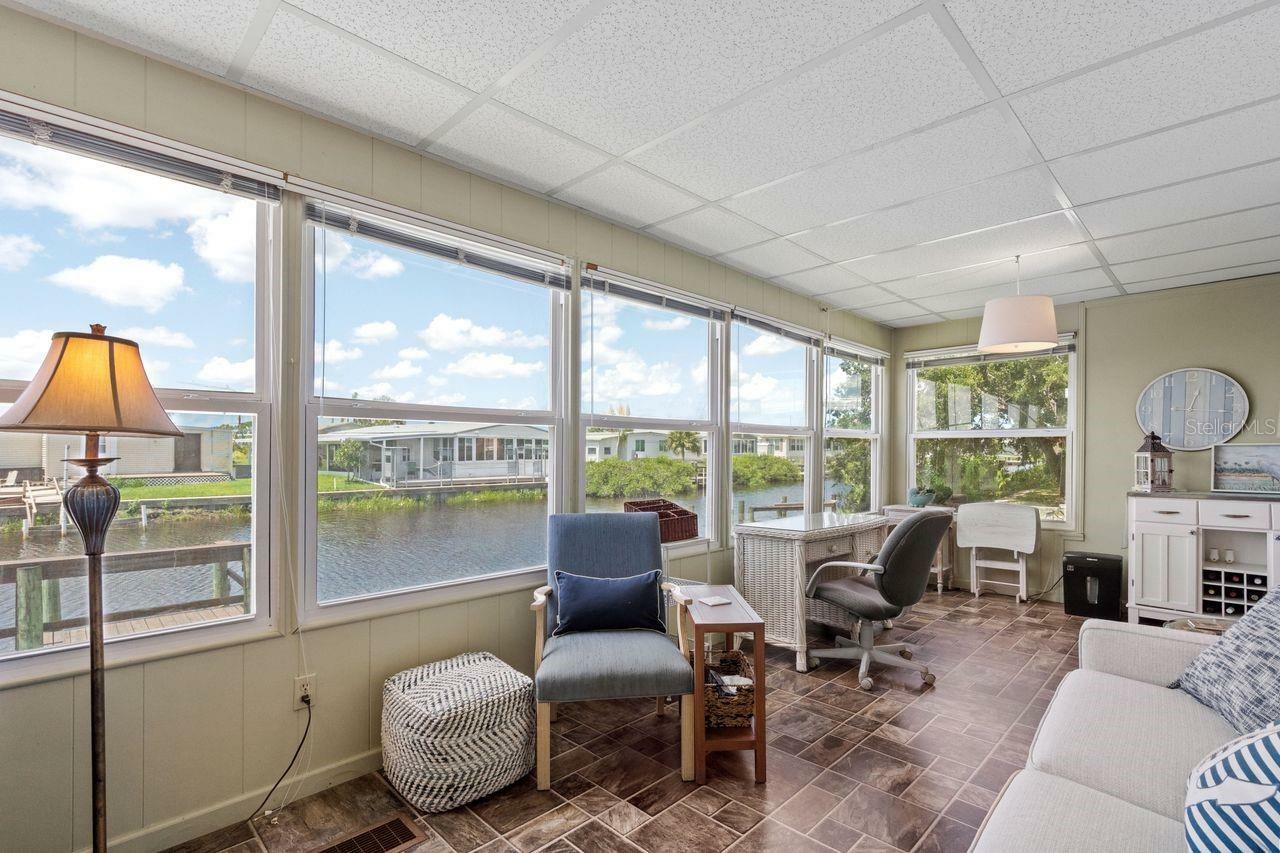 Property Photo: 617 Fairmount Drive FL 34287