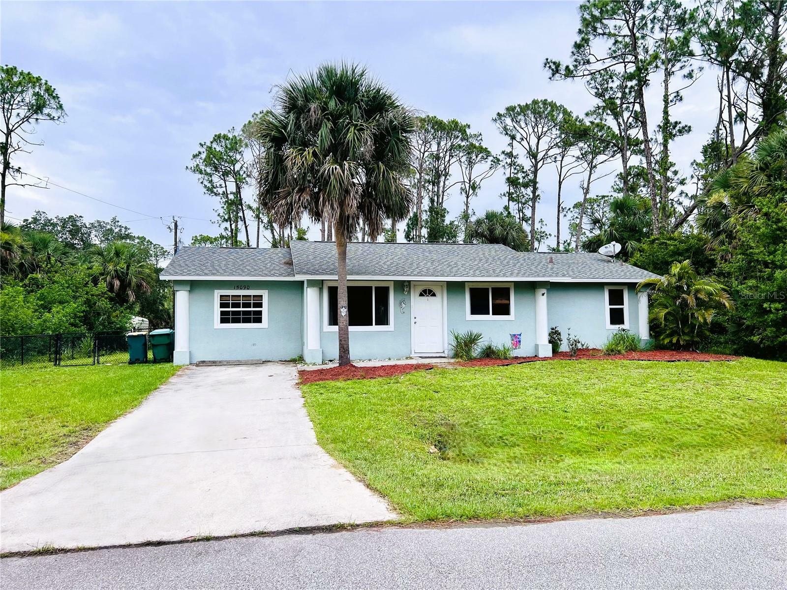 Property Photo: 15090 Rebecca Avenue FL 33953