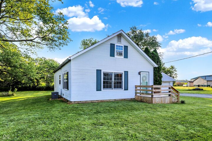 Property Photo: 9003 N US Highway 52 IN 46035