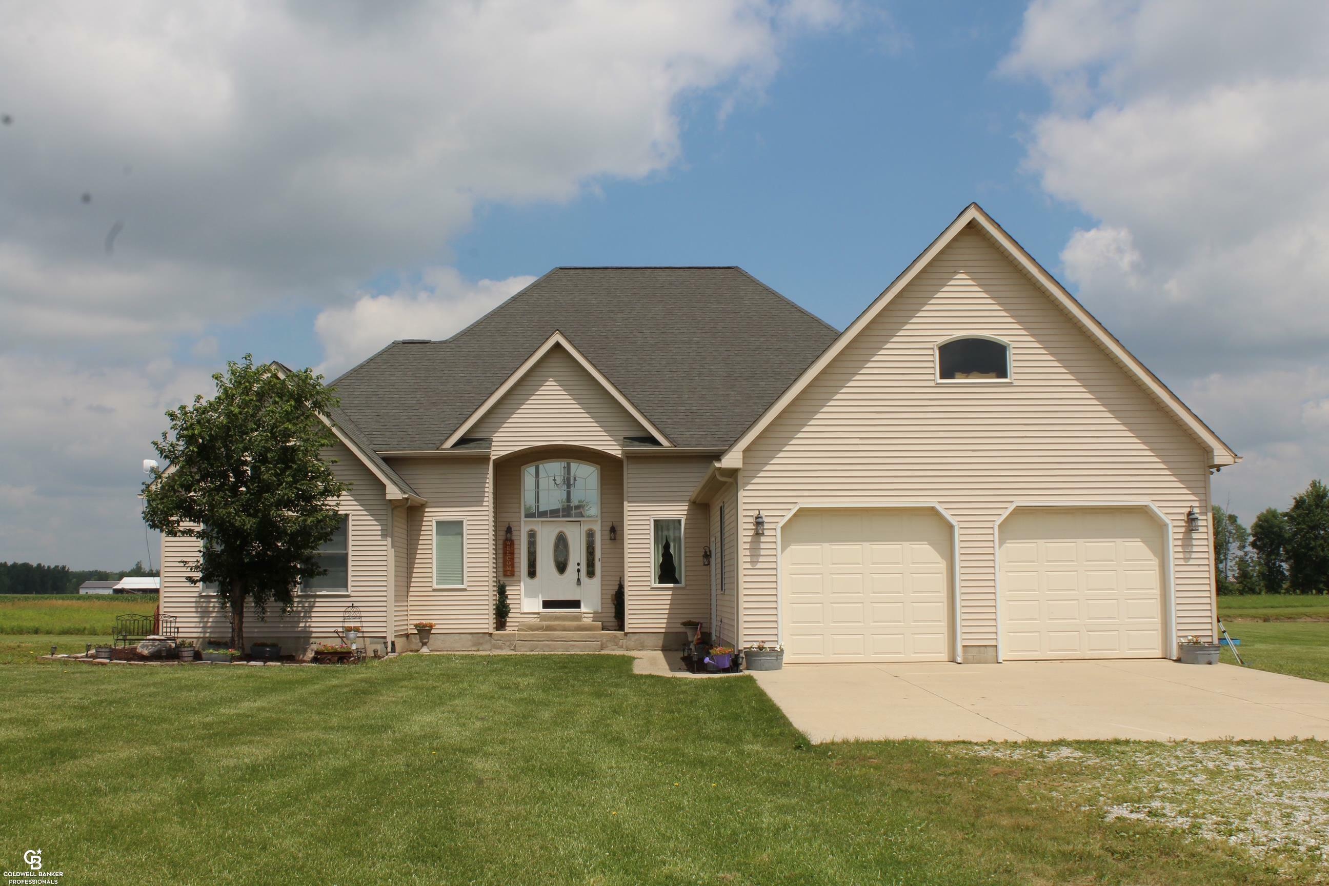 Property Photo: 2798 Harrington Rd Road MI 48416-8947