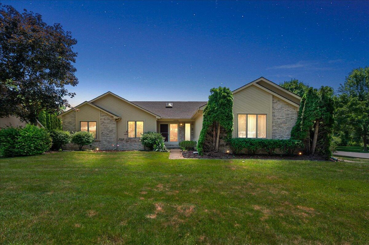 Property Photo: 25036 Buckminster Drive MI 48375