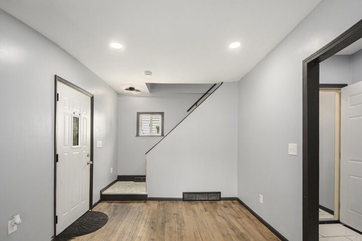 Property Photo: 1211 S Jackson Street MI 49203