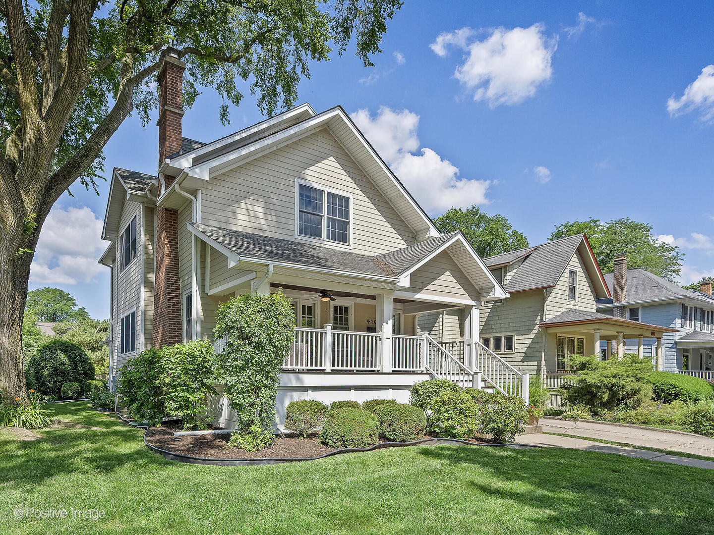 Property Photo: 440 8th Avenue IL 60525