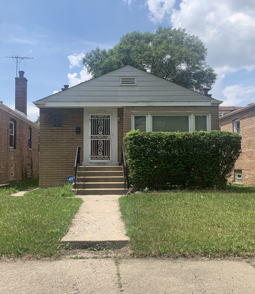 Property Photo: 14114 S State Street IL 60827