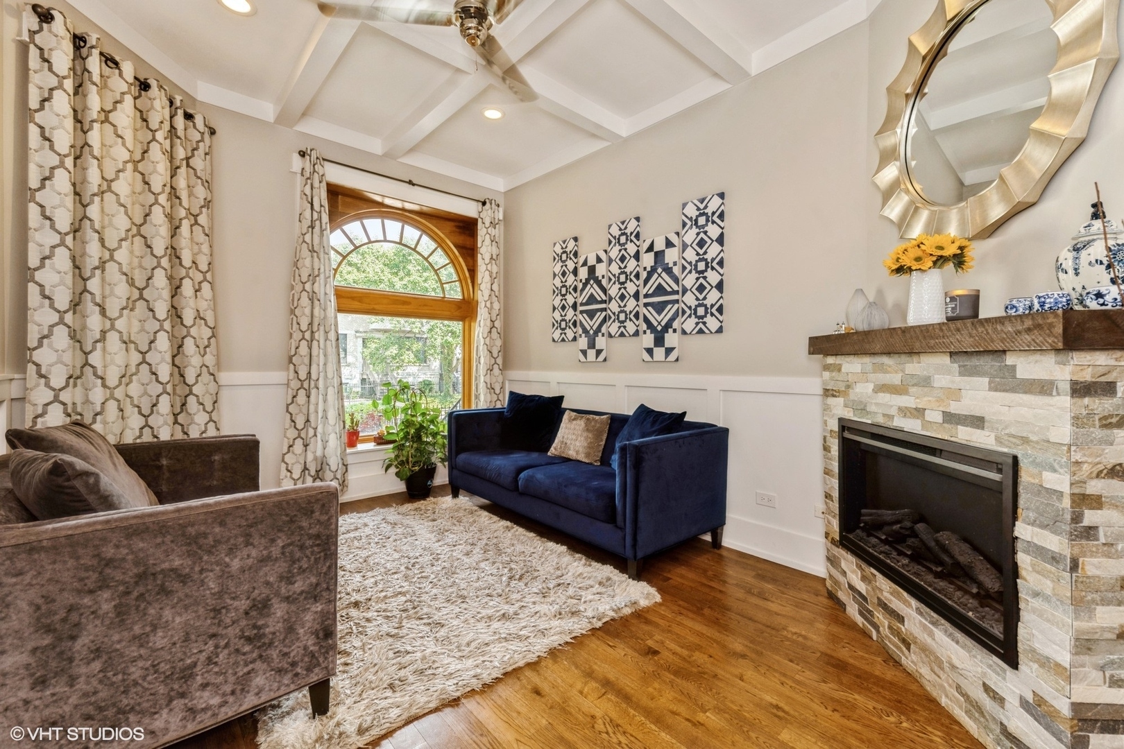 Property Photo: 4456 S Berkeley Avenue IL 60653