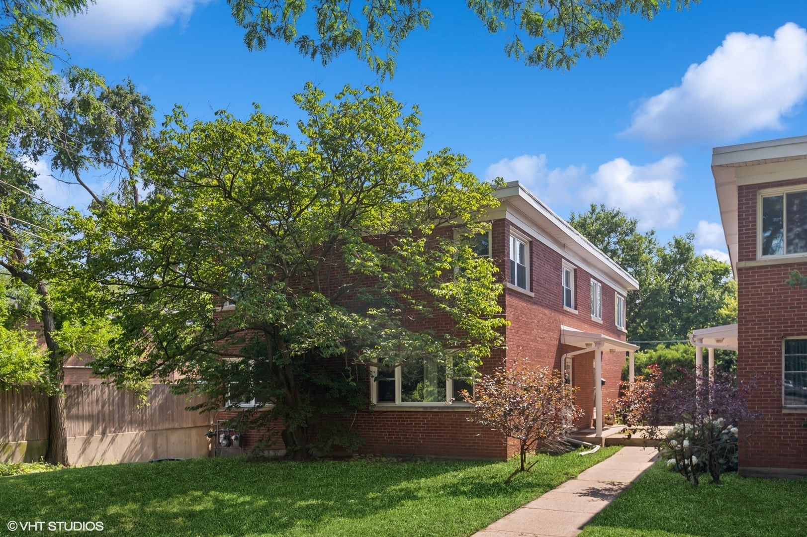 Property Photo:  2543 Crawford Avenue  IL 60201 