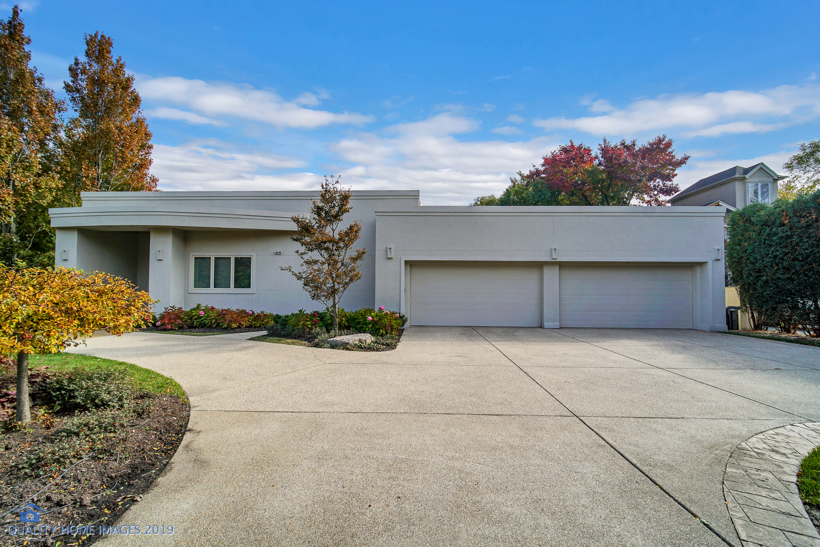 Property Photo: 2225 Greenview Road IL 60062
