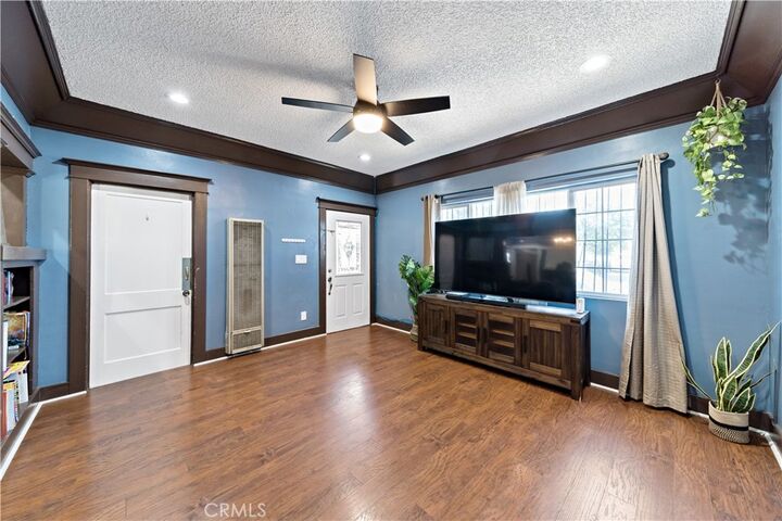 Property Photo:  2411 E 2nd Street  CA 90033 