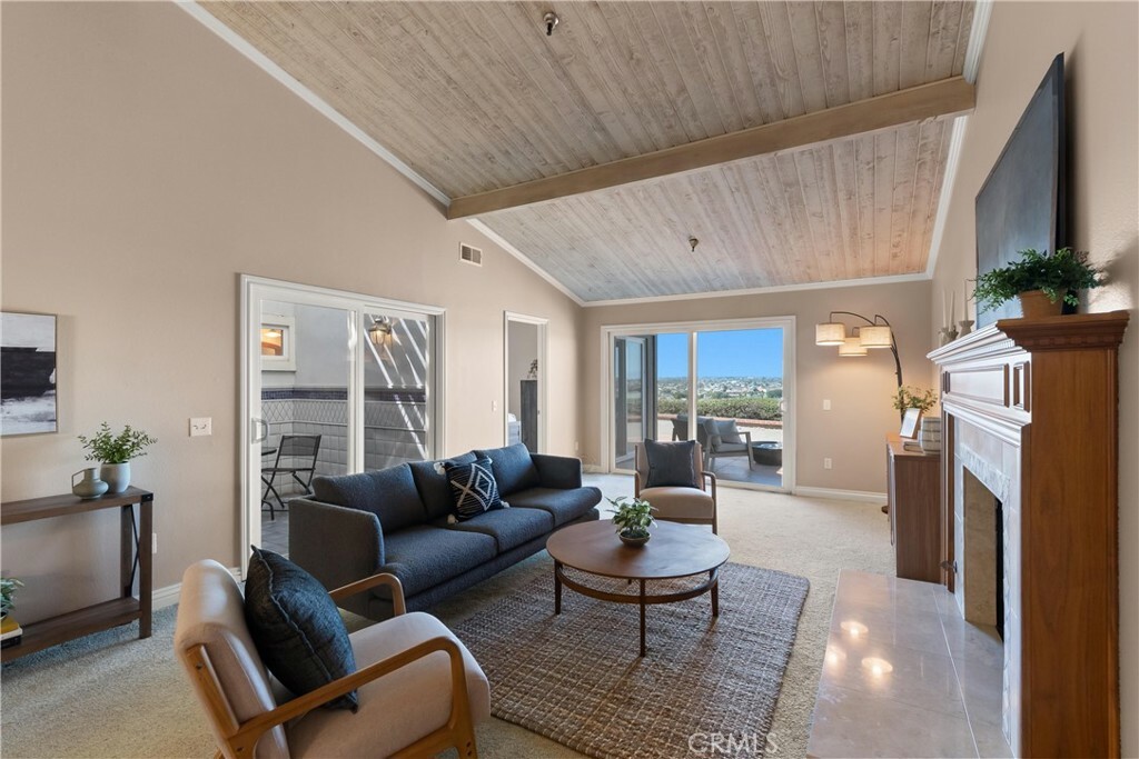 Property Photo: 2175 Pacific Avenue E4 CA 92627