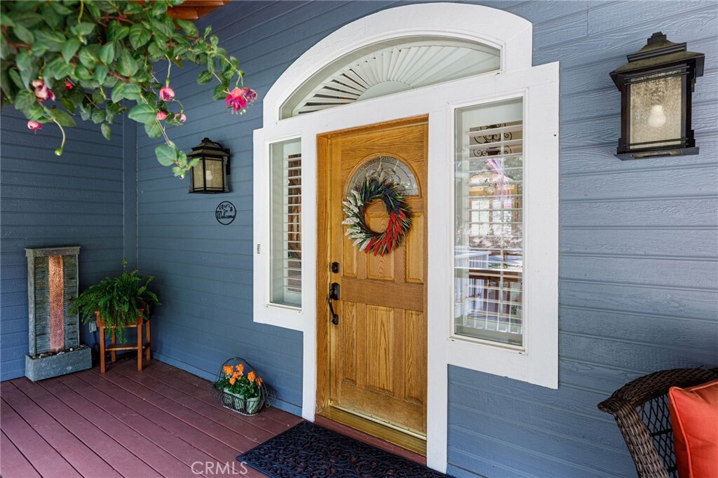 Property Photo: 28575 Manitoba Drive CA 92352