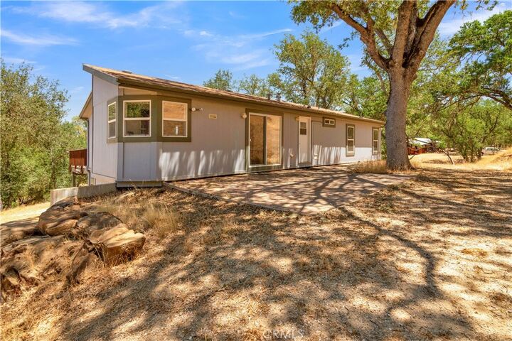 Property Photo:  11011 S Shore Drive  CA 93446 