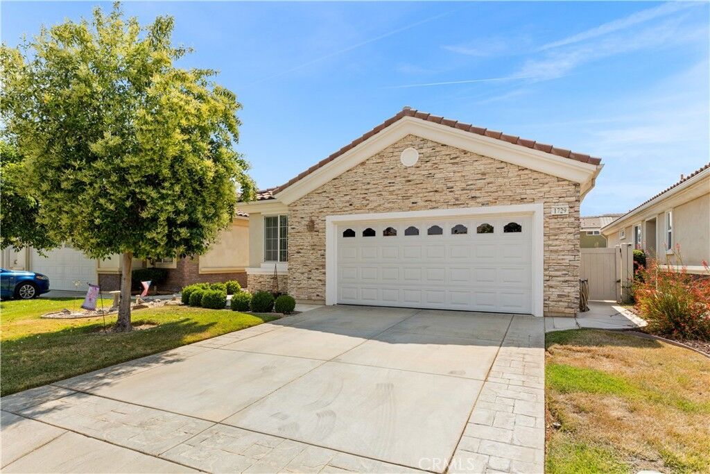 Property Photo: 1729 Desert Poppy Lane CA 92223