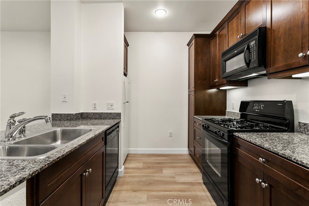 Property Photo: 1106 Scholarship CA 92612