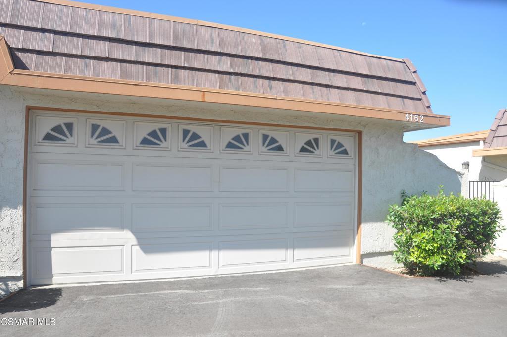 Property Photo: 4162 Lake Harbor Lane CA 91361