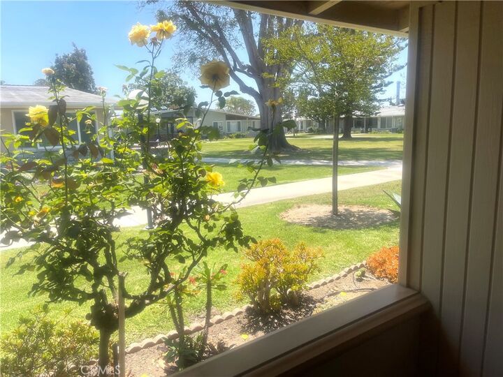 Property Photo:  1441 Homewood Road 5 96C  CA 90740 